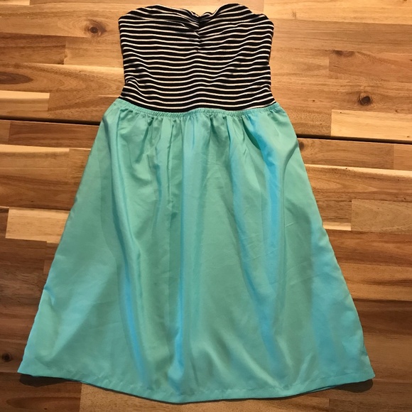 black and white stripe top w/green skirt dress - Picture 1 of 2